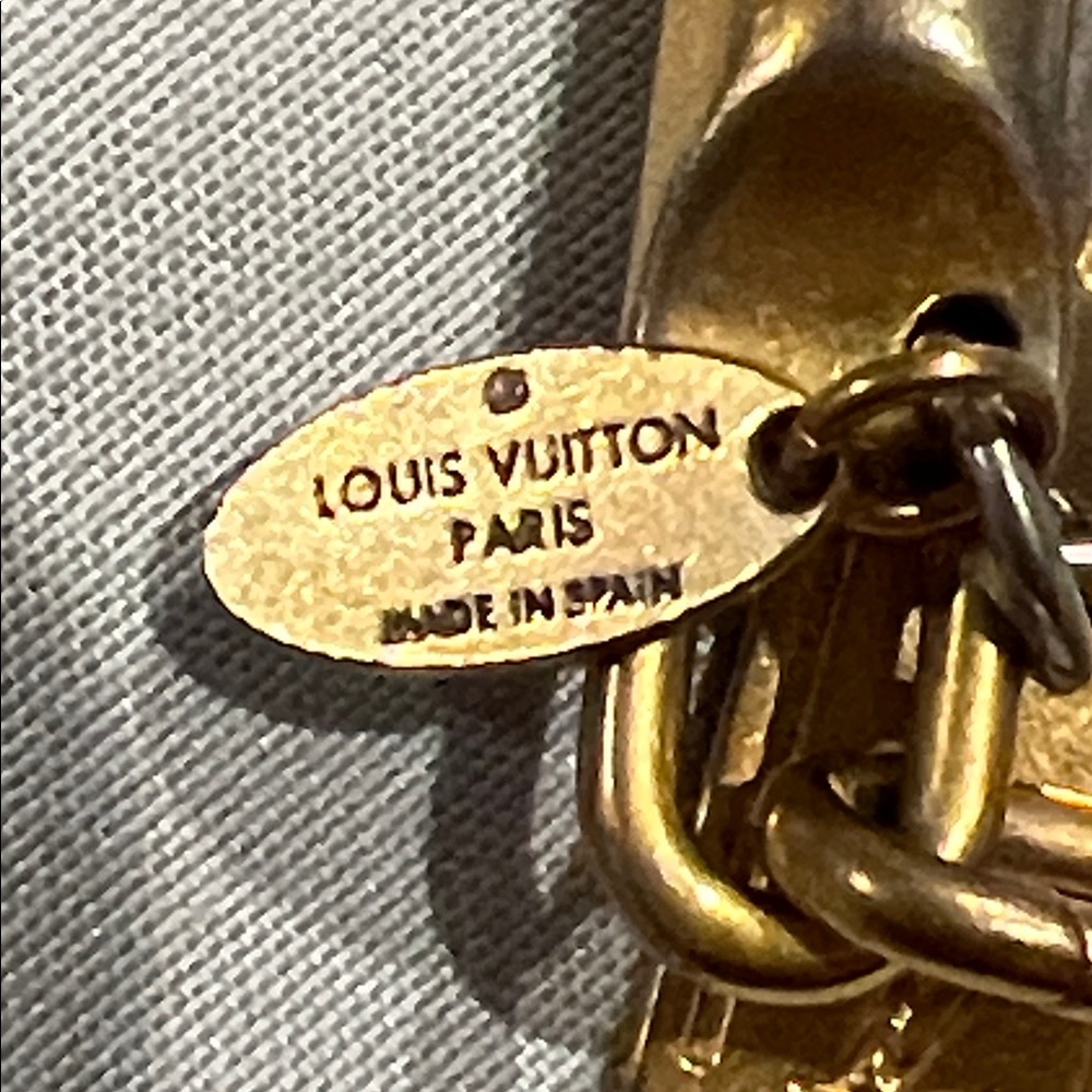 Louis Vuitton Luck It Brown Monogram Canvas Gold Tone Bracelet - Picture 10 of 12